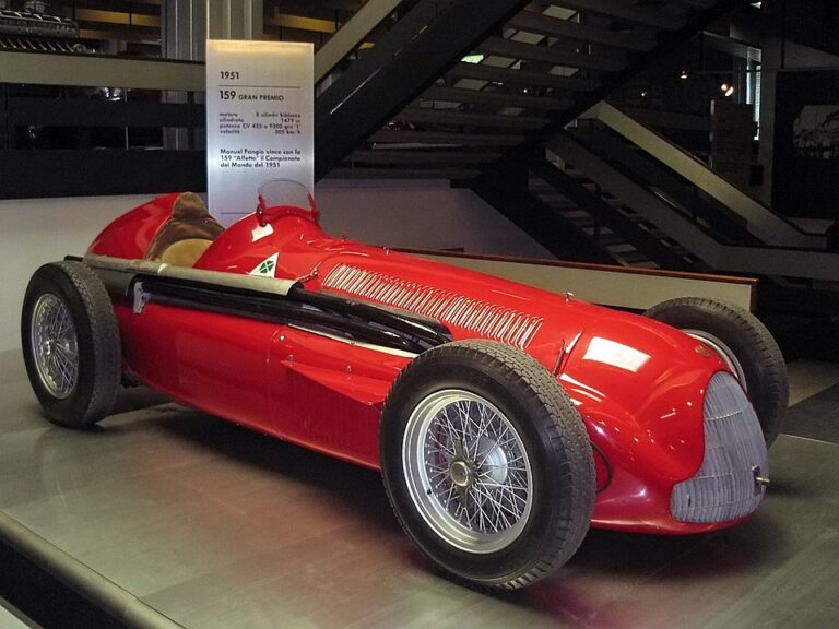 960px-Alfa-Romeo-159-(1951)